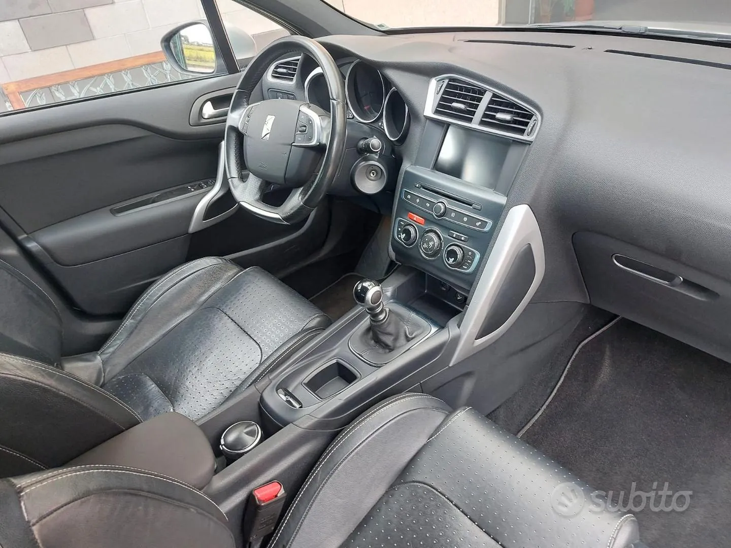 DS Automobiles Ds 4 2015 photo 3