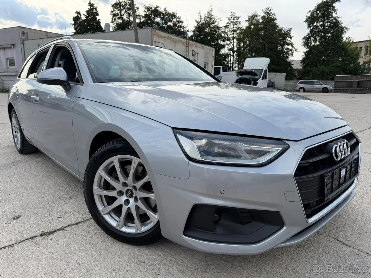 Audi A4 2023 photo 2