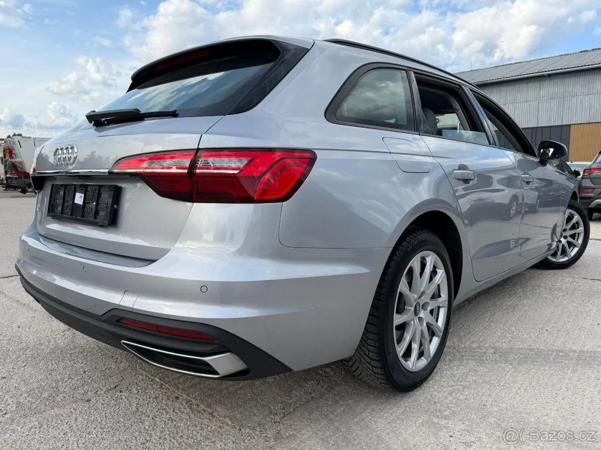 Audi A4 2023 photo 4