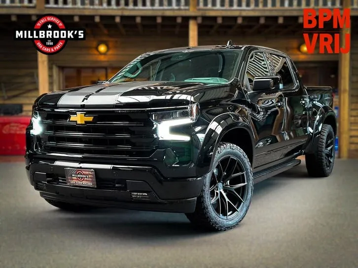 Chevrolet Silverado 2024 photo 2