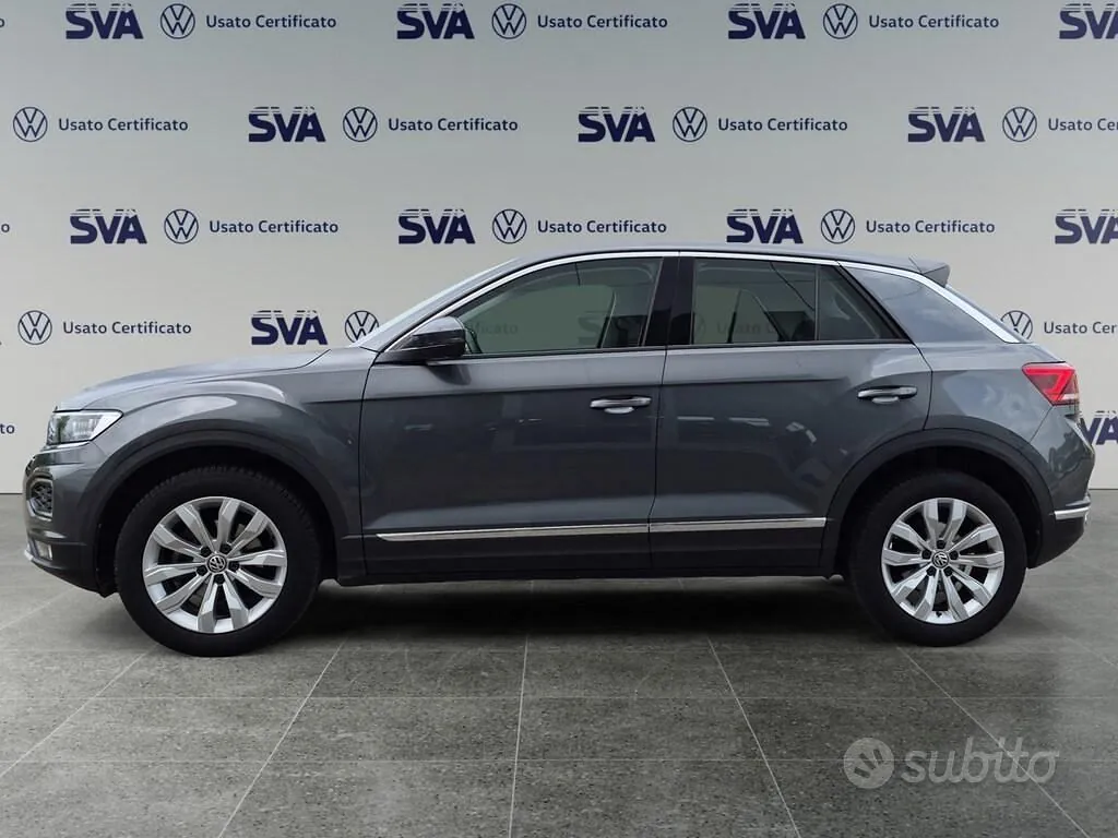 Volkswagen T-Roc 2019 photo 2