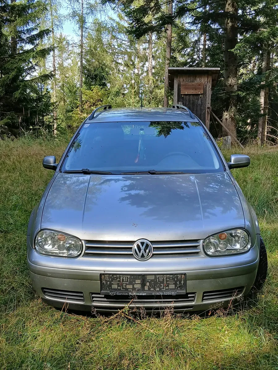 Volkswagen Golf 2003 photo 2