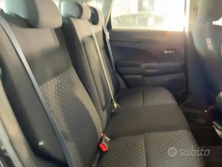 Mitsubishi Asx 2010 photo 3