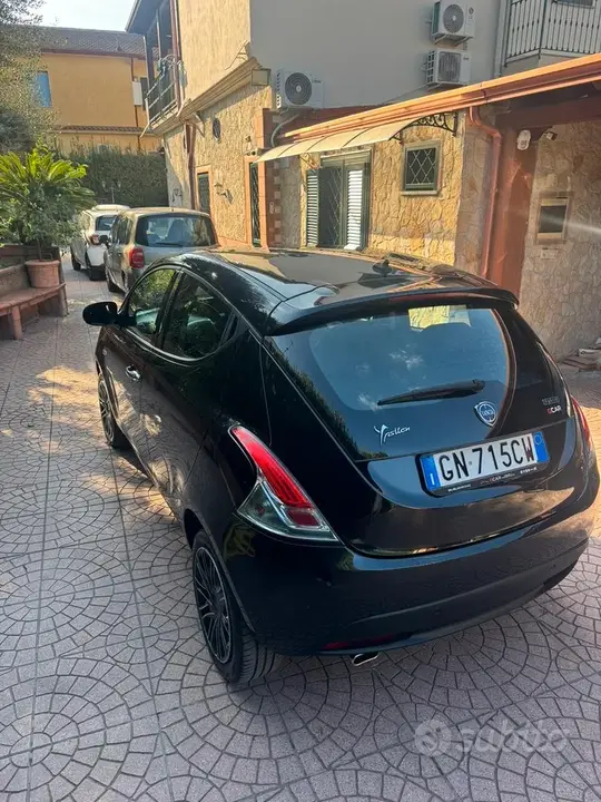 Lancia Ypsilon 2023 photo 3