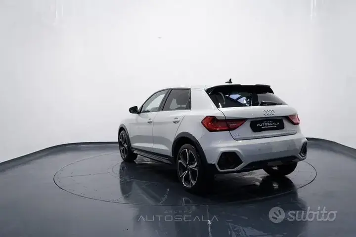 Audi A1 2025 photo 4