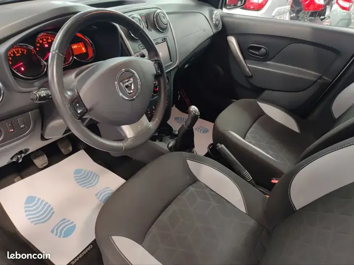 Dacia Sandero 2015 photo 5