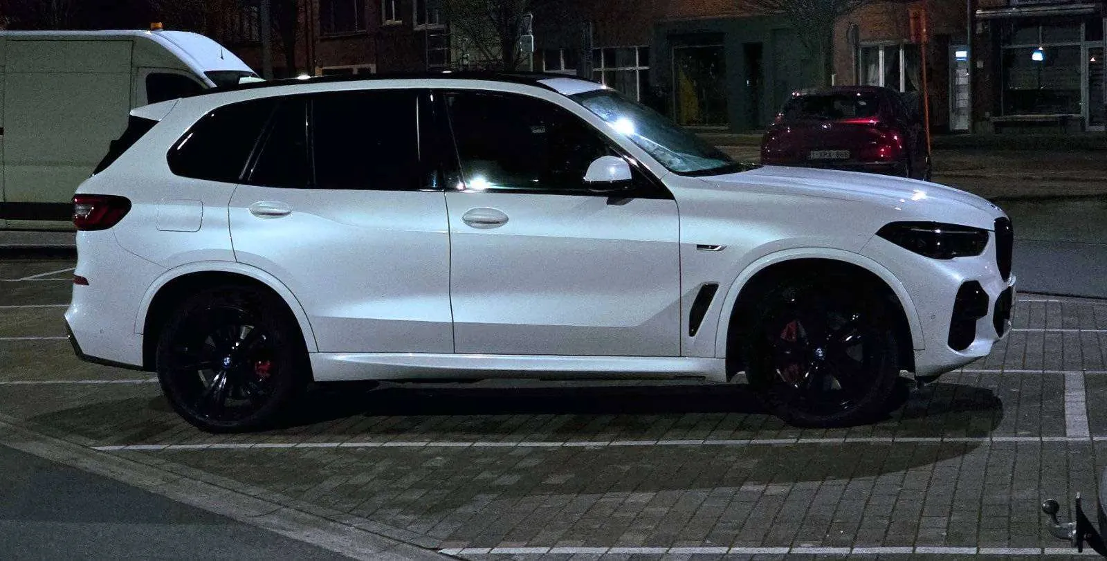 BMW X5 2022 photo 2