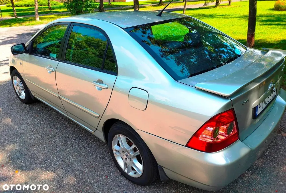 Toyota Corolla 2004 photo 3