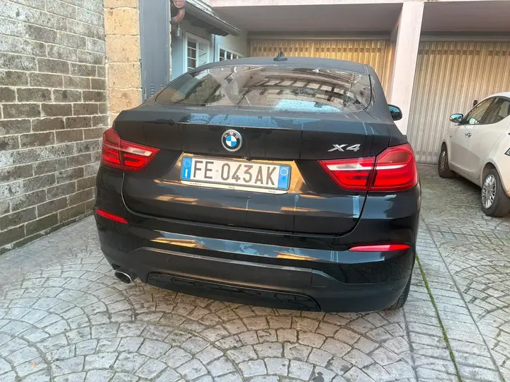 BMW X4 2016 photo 4