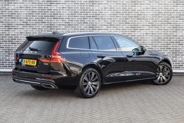 Volvo V60 2020 photo 2