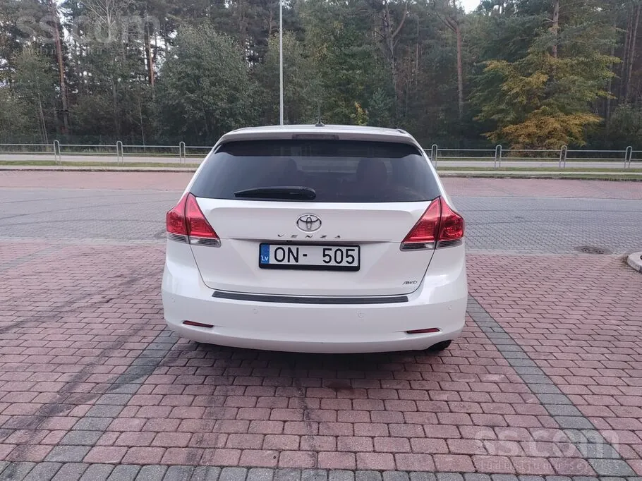 Toyota Venza 2010 photo 4