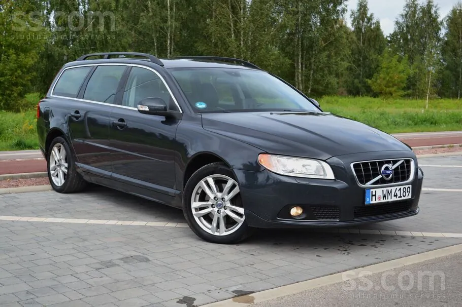 Volvo V70 2011 photo 3
