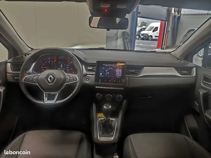 Renault Captur 2022 photo 3