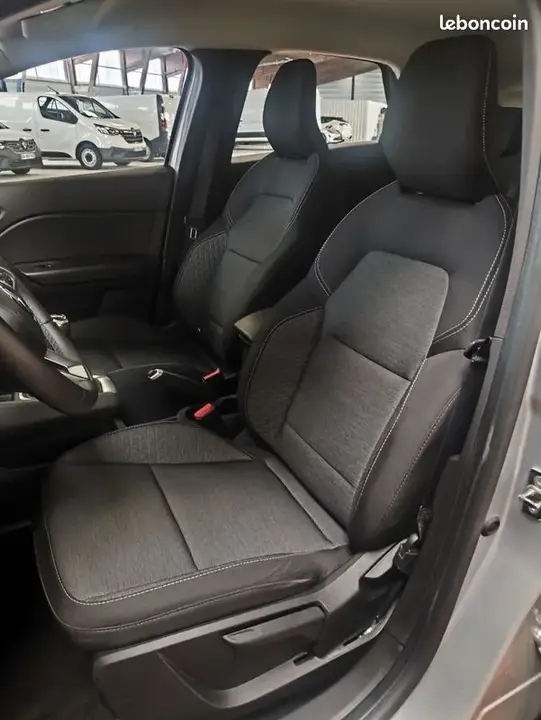 Renault Captur 2022 photo 4