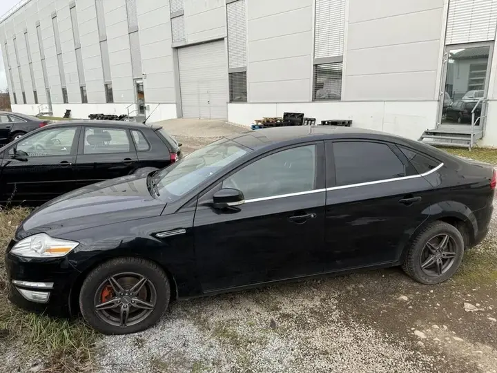 Ford Mondeo 2013 photo 2