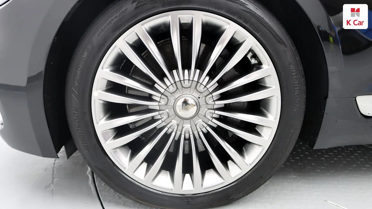 Kia K9 2021 photo 5