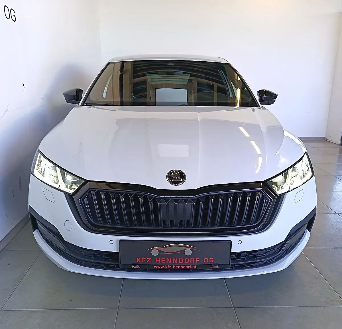 Skoda Octavia 2021 photo 2