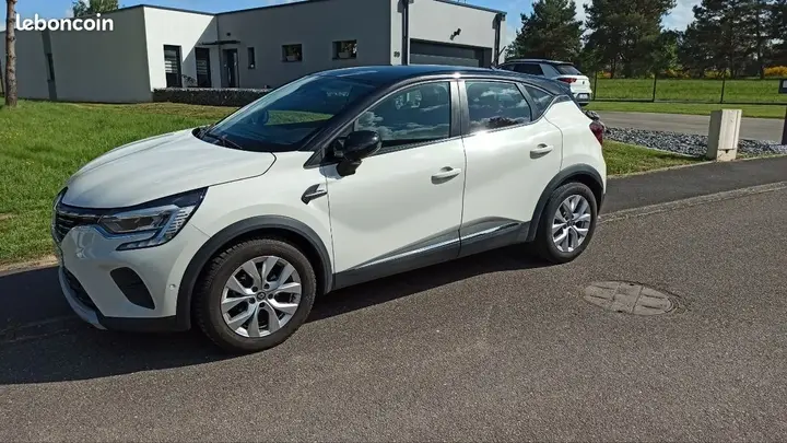 Renault Captur 2020 photo 2