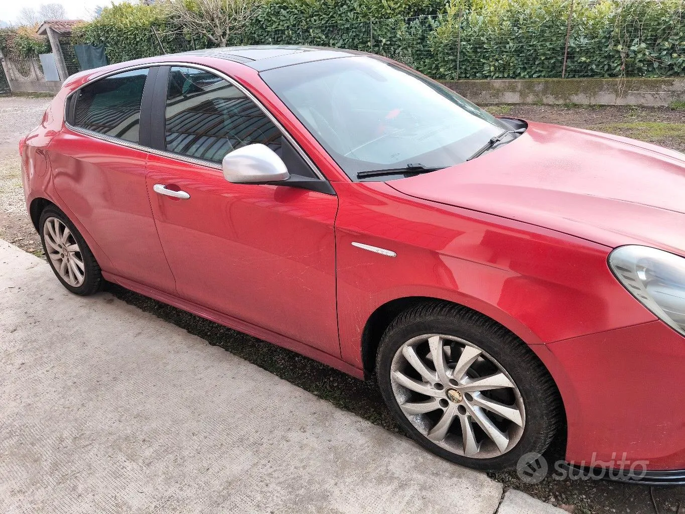 Alfa Romeo Giulietta 2010 photo 4