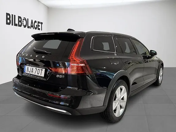 Volvo V60 Cross Country 2024 photo 4