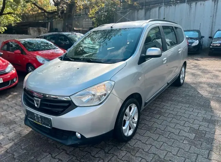 Dacia Lodgy