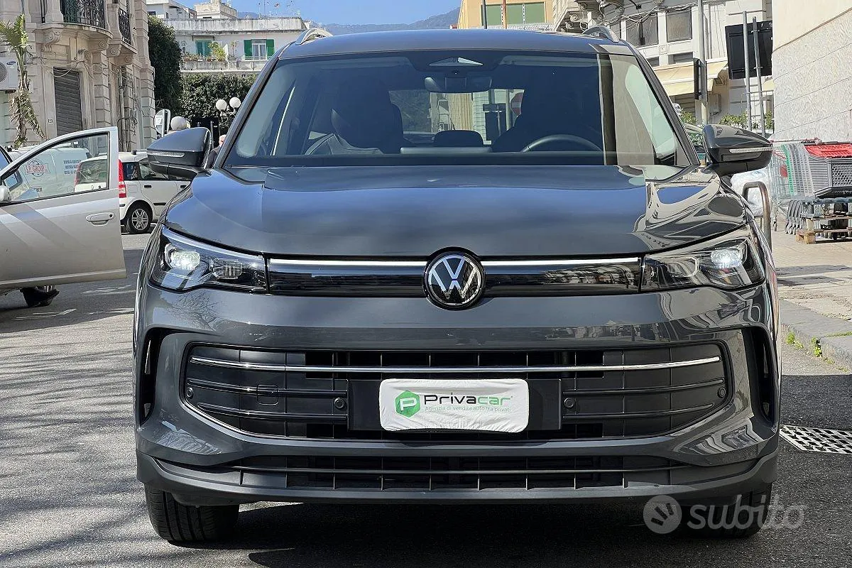 Volkswagen Tiguan 2025 photo 2