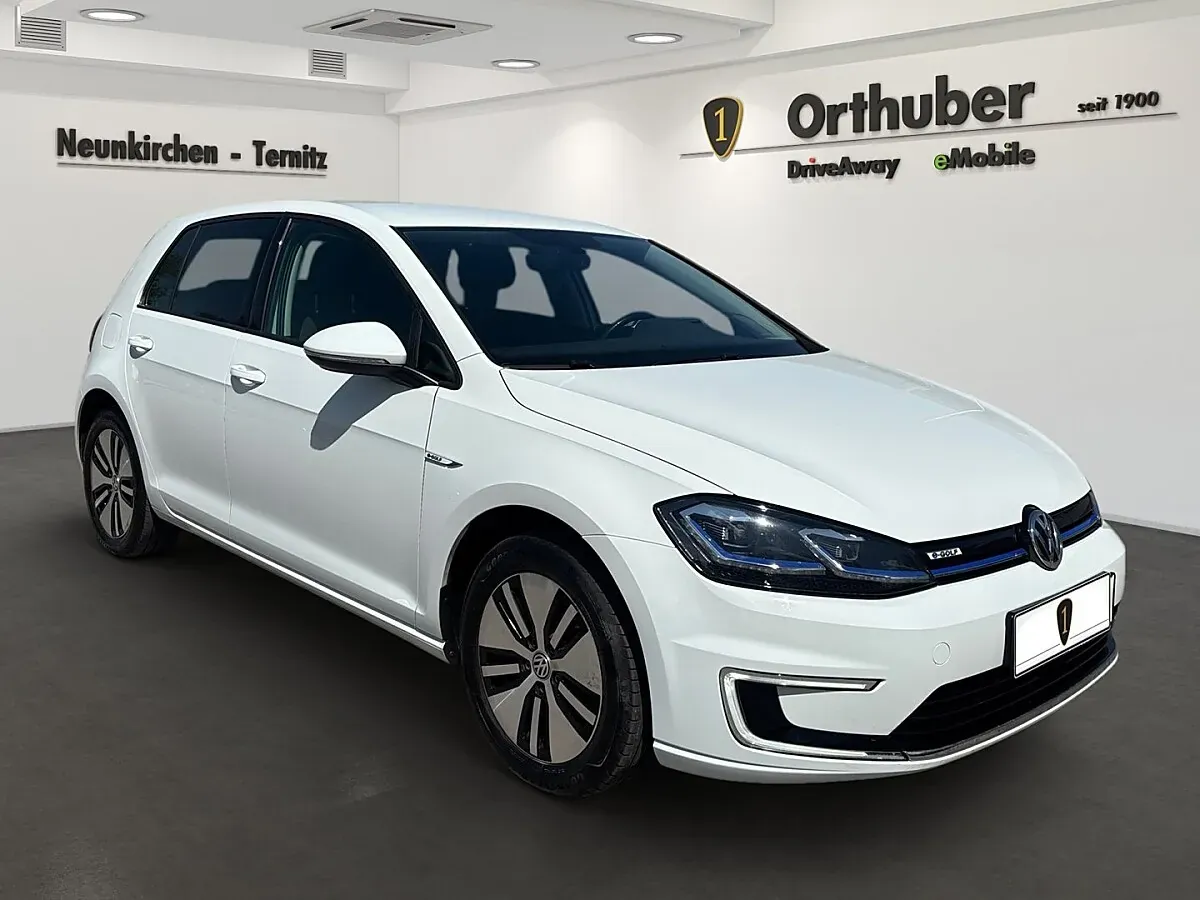 Volkswagen E-Golf 2017 photo 2
