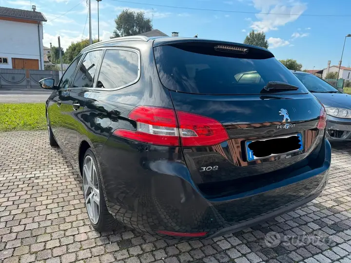 Peugeot 308 2015 photo 4