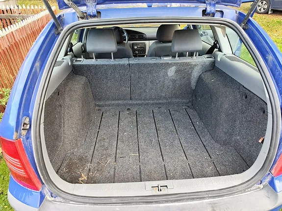 Skoda Octavia 2003 photo 3