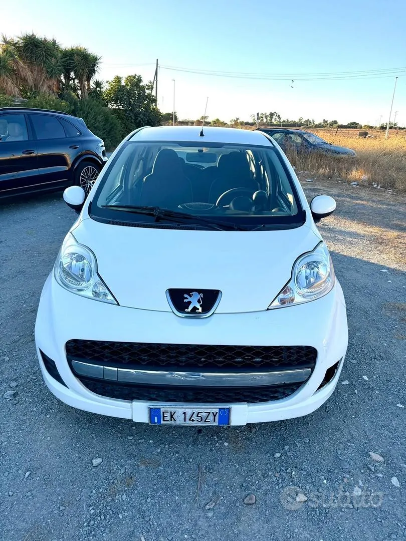 Peugeot 107 2012 photo 2