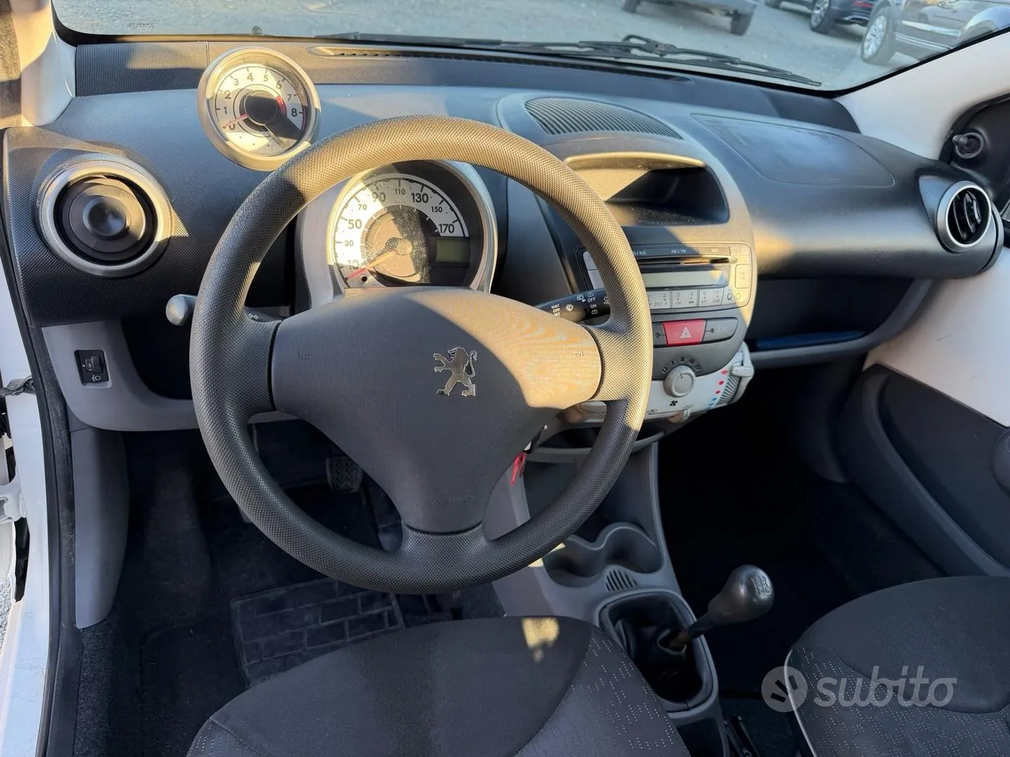Peugeot 107 2012 photo 5