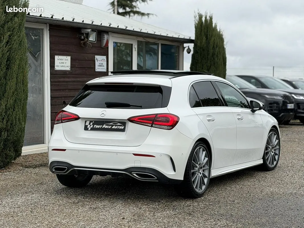 Mercedes-Benz A180 2019 photo 2