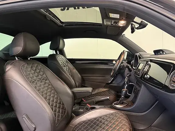 Volkswagen Beetle 2015 photo 3