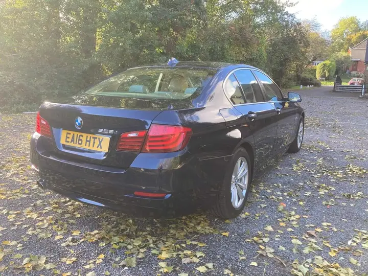 BMW 5 Series 2016 photo 2