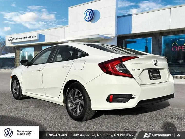 Honda Civic 2018 photo 4
