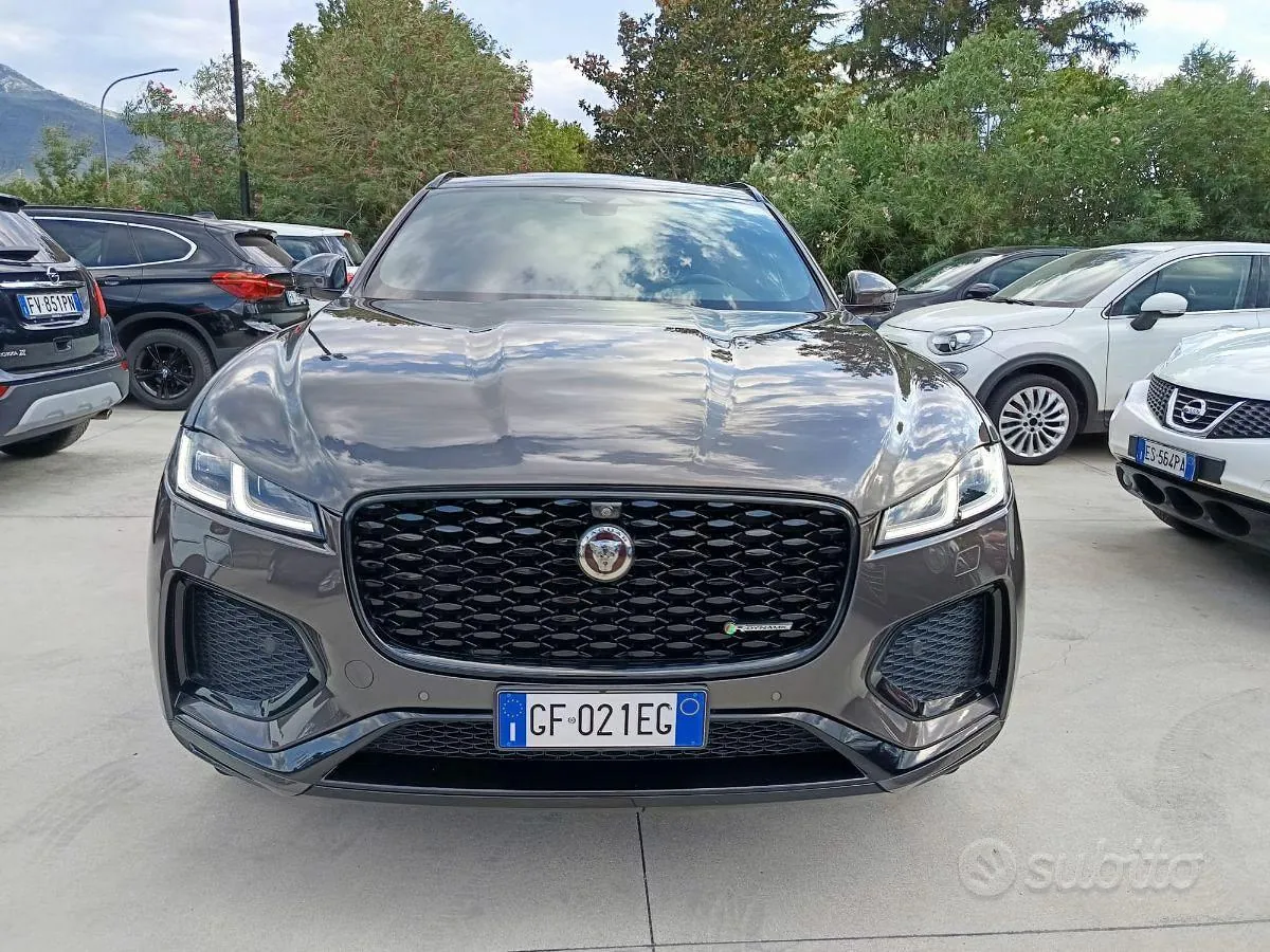 Jaguar F-Pace 2022 photo 2