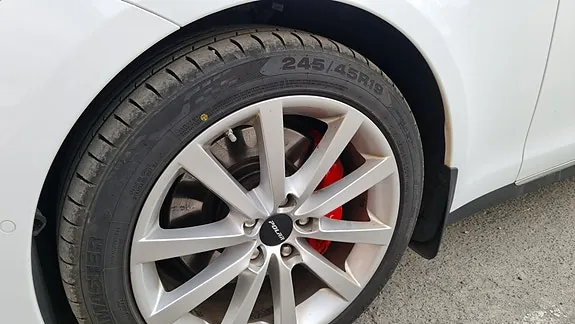 Tesla Model S 2015 photo 5