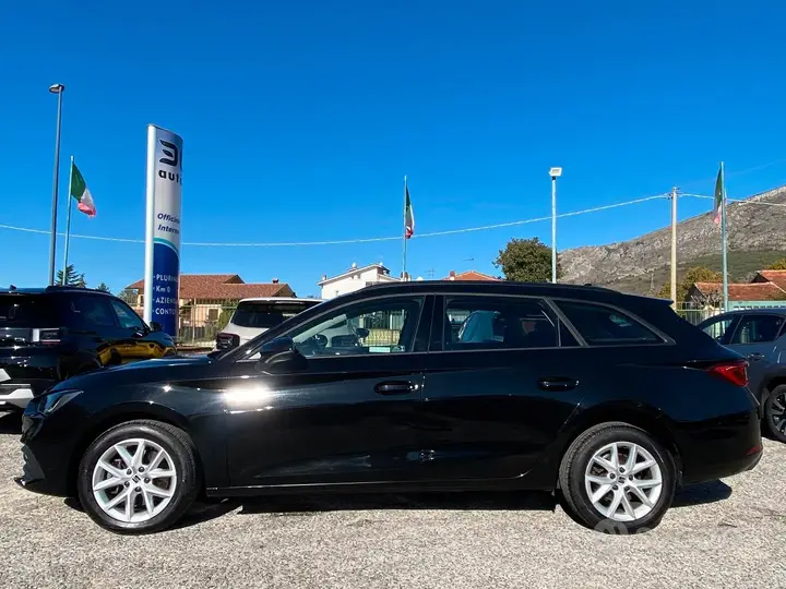 Seat Leon 2023 photo 4