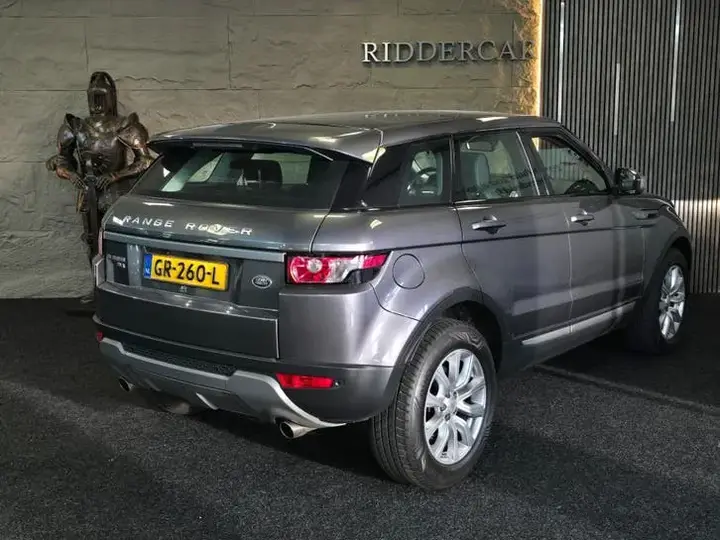 Land Rover Range Rover Evoque 2015 photo 2