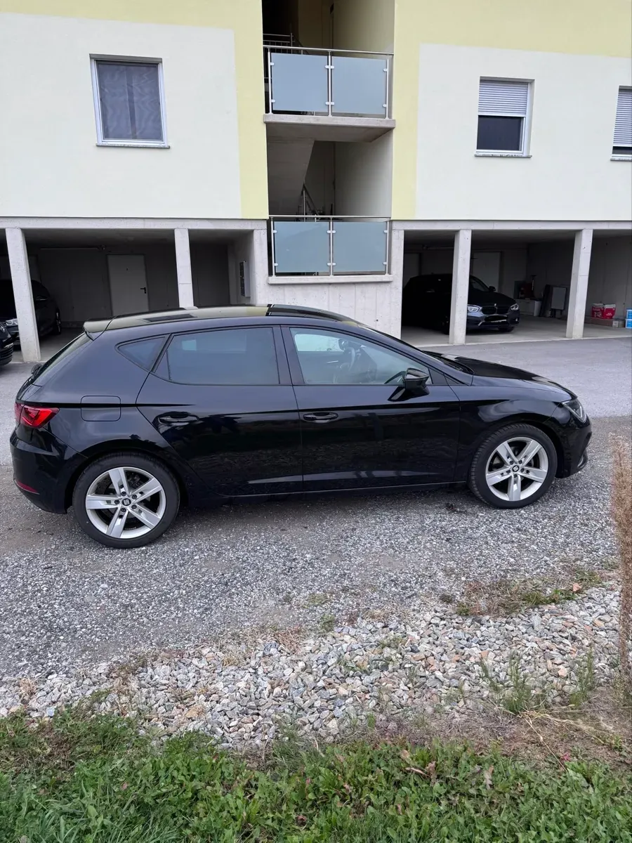 Seat Leon 2017 photo 3