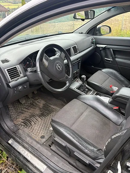 Opel Vectra 2004 photo 4