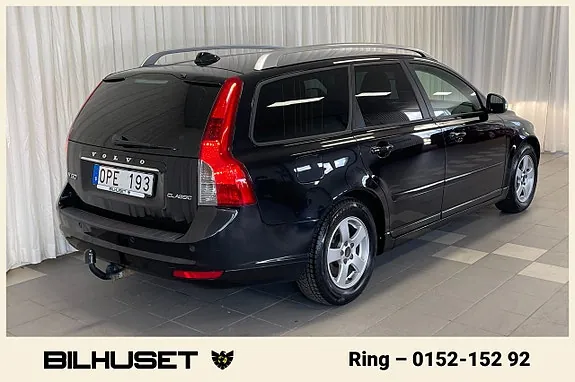 Volvo V50 2012 photo 2