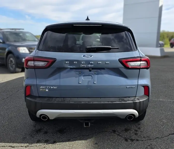 Ford Escape 2025 photo 4