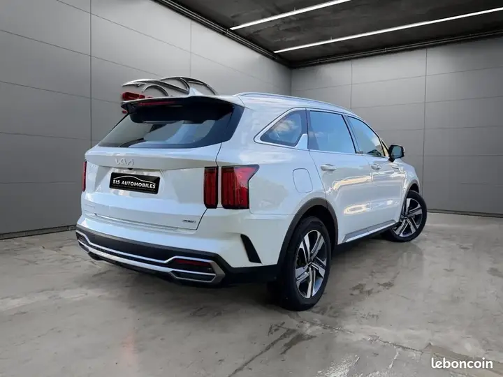 Kia Sorento 2023 photo 3