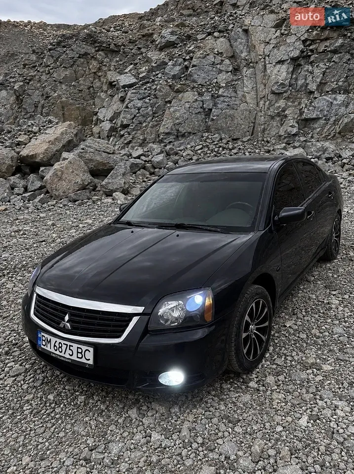 Mitsubishi Galant