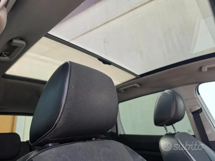 Ford Kuga 2010 photo 2