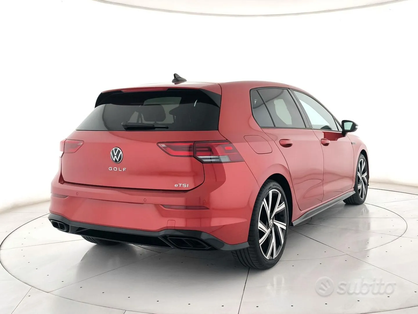 Volkswagen Golf 2024 photo 3