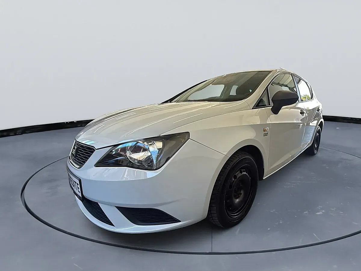 Seat Ibiza 2012 photo 3