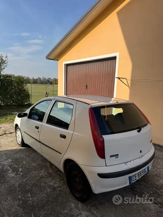 Fiat Punto 2003 photo 4