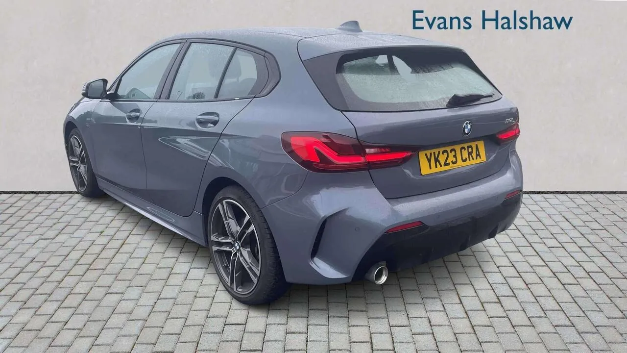 BMW 1 Series 2023 photo 4